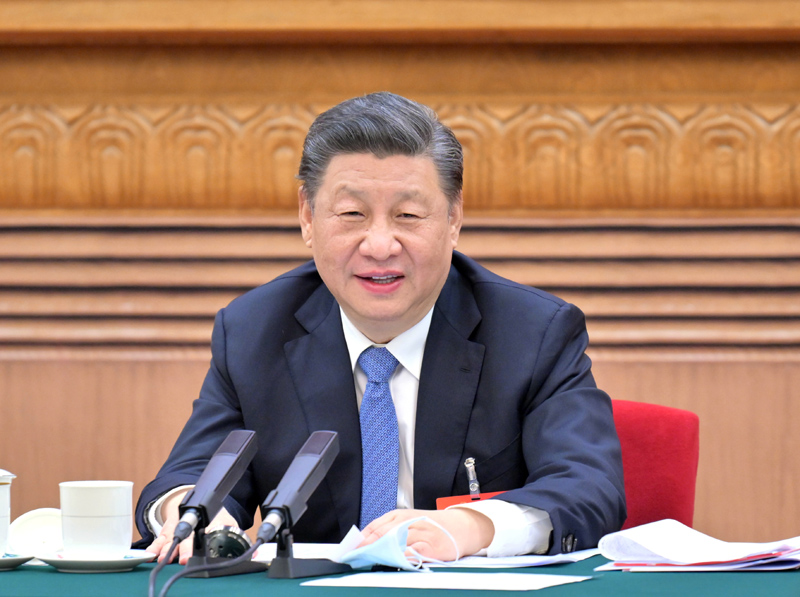 3月5日,中共中央总书记、国家主席、中央军委主席皇冠集团网站参加十三届全国人大五次会议内蒙古代表团的审议。新华社记者 李涛 摄